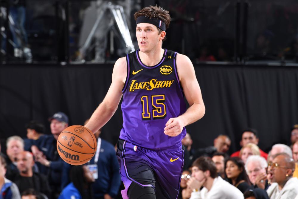 他们不仅见 他们不仅见