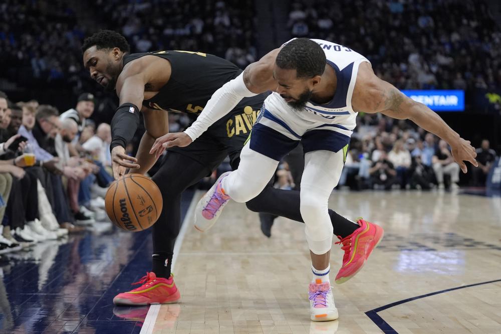 他需要仔细 他需要仔细